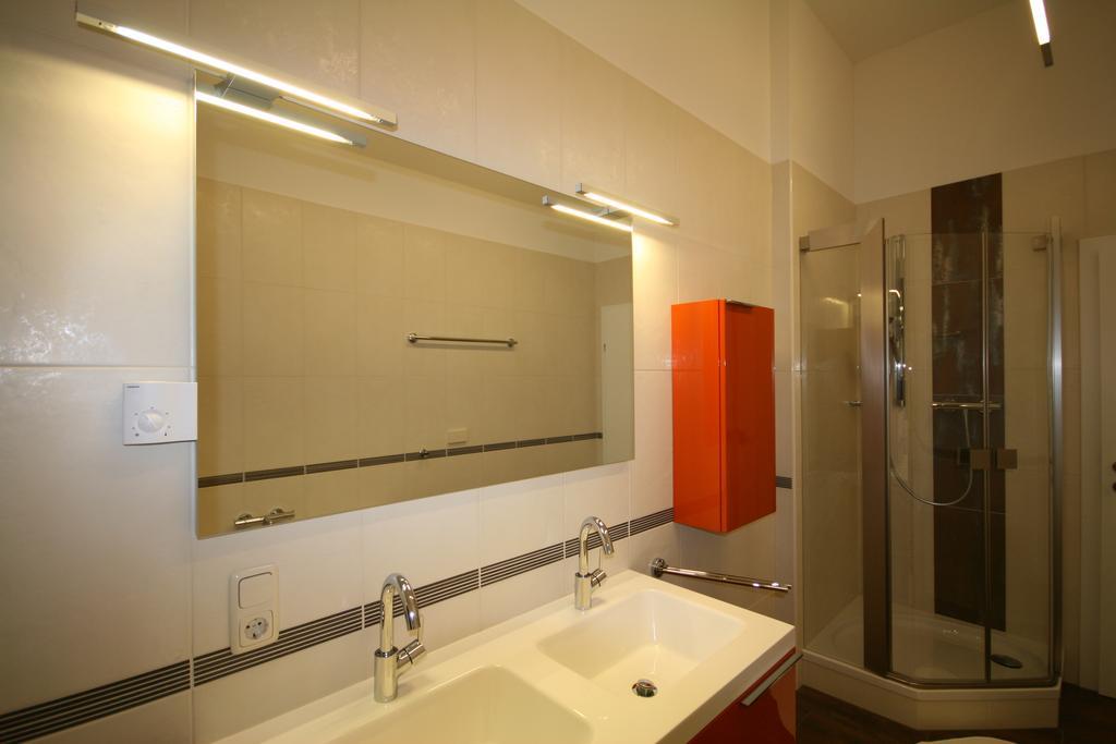 Appartements Zur Kapelle Kaprun Room photo